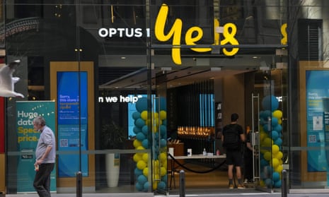 US agency joins investigation into Optus data breach