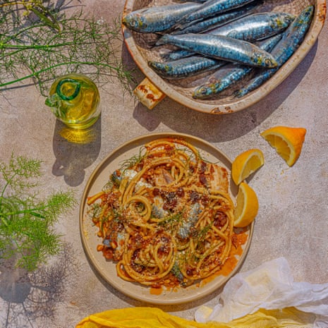 Food Scale and Nutrition plus Lemon Garlic Rigate with Sardines