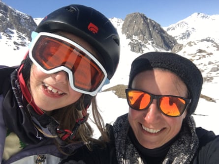 Mother and daughter on the slopes.