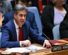 Ed Miliband rencontre le ministre iranien des Affaires étrangères alors que Téhéran donne l'ultimatum américain sur le détroit d'Hormuz