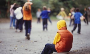 Little kid wearing a hood top, a behind-the-scenes look at the playground.