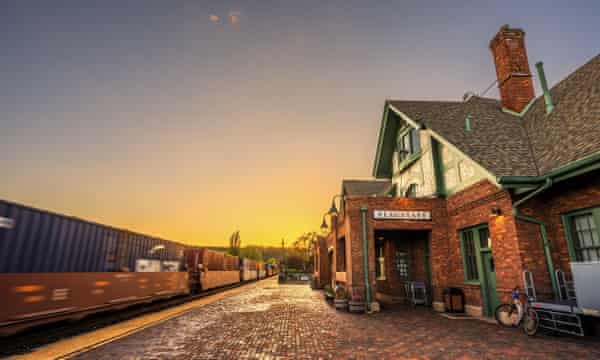 Views You Don T Get On The Freeway Across America By Train