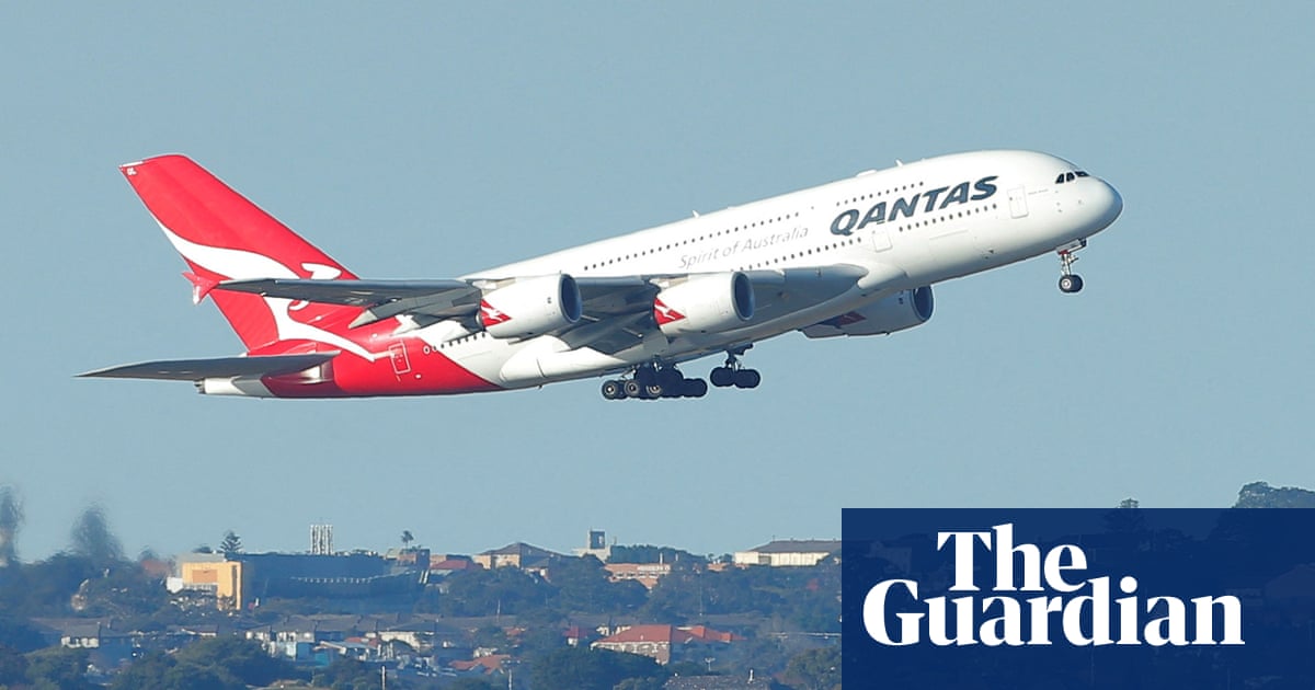 Transport watchdog investigates another near miss at Sydney airport