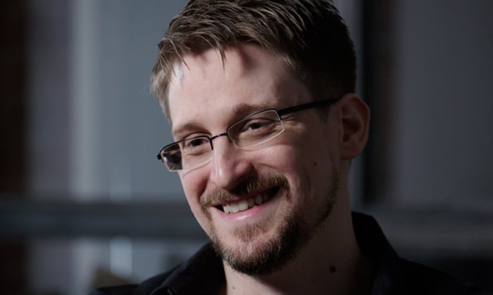 Snowden advierte sobre el bloqueo a Trump en Facebook: ”Un punto de inflexión en la batalla por el control"