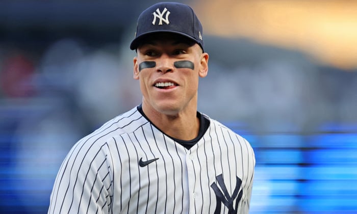 Nueve juicio aceleración Aaron Judge reportedly signs $360m, nine-year contract with New York Yankees  | New York Yankees | The Guardian