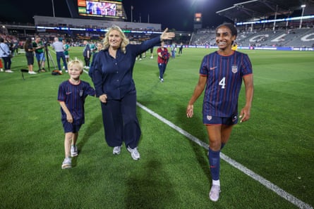 Emma Hayes and Naomi Girma