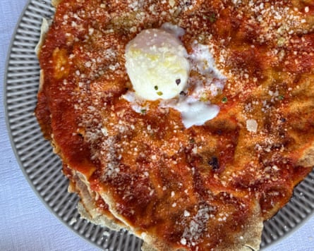 An overhead photo of the flatbread.