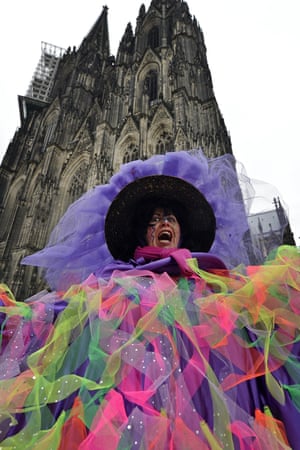 A reveller at Cologne’s cathedral
