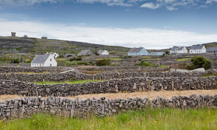Stone walls form a patchwork on Inis Oírr.