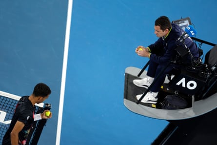 Australian Open to stick with Dunlop despite criticism over fluffy balls | Australian Open 2023 5 Felix Auger-Aliassime questions the chair umpire about the condition of the balls.