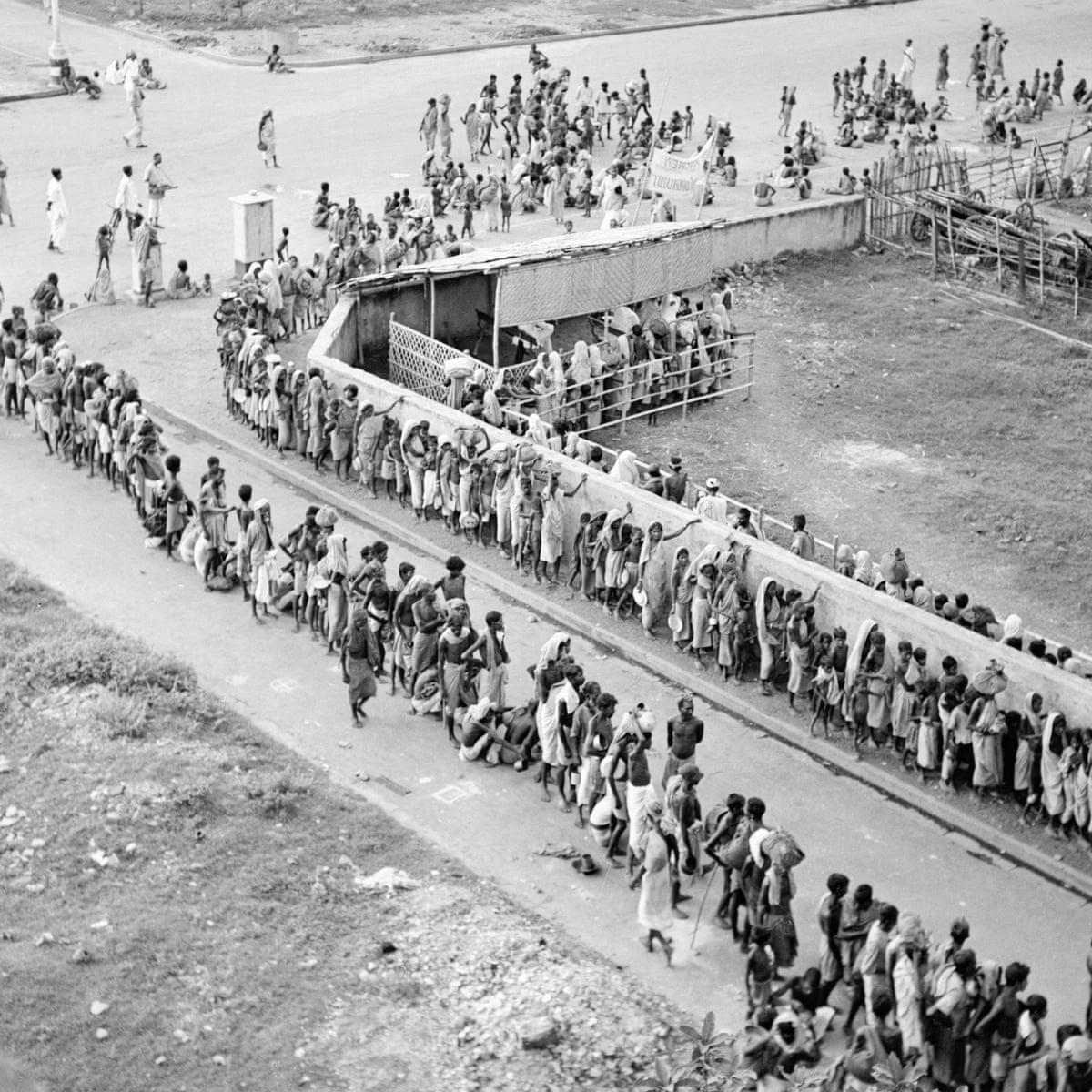 Churchill S Policies Contributed To 1943 Bengal Famine Study World News The Guardian