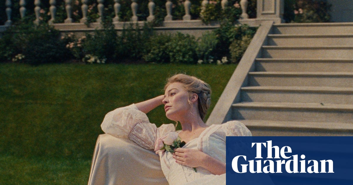 Ο σκηνοθέτης του Wuthering Heights μετανιώνει που δεν έδειξε τις «εξαιρετικά τριχωτές μασχάλες» της Margot Robbie