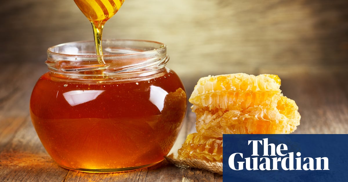 Honey better treatment for coughs and colds than antibiotics, study claims