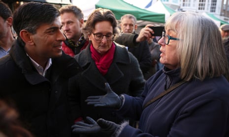 Former health worker challenges Rishi Sunak over state of NHS | Rishi ...