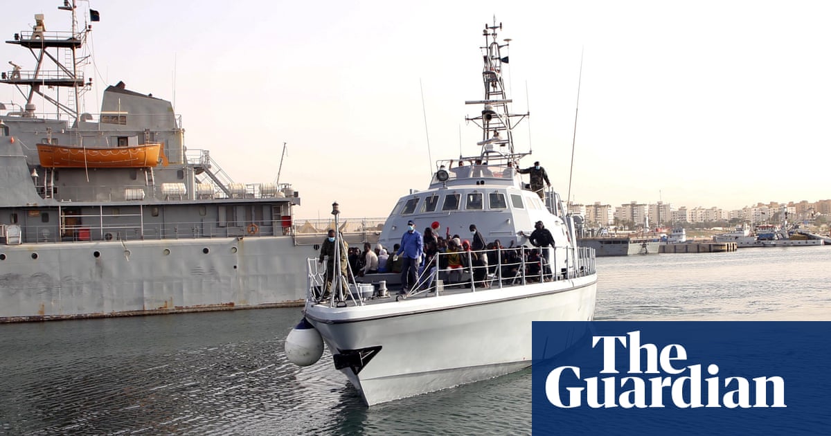 At least 19 migrants missing after boat capsizes off coast of Libya