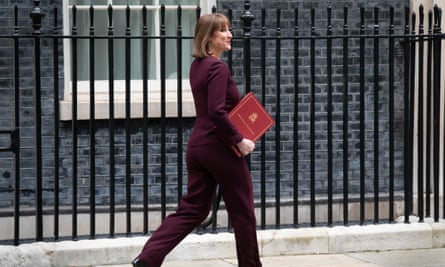 Spring Statement 2025<br>Chancellor of the Exchequer Rachel Reeves leaving 11 Downing Street, London, for the House of Commons to deliver her spring statement to MPs. Picture date: Wednesday March 26, 2025. PA Photo. Photo credit should read: Stefan Rousseau/PA Wire