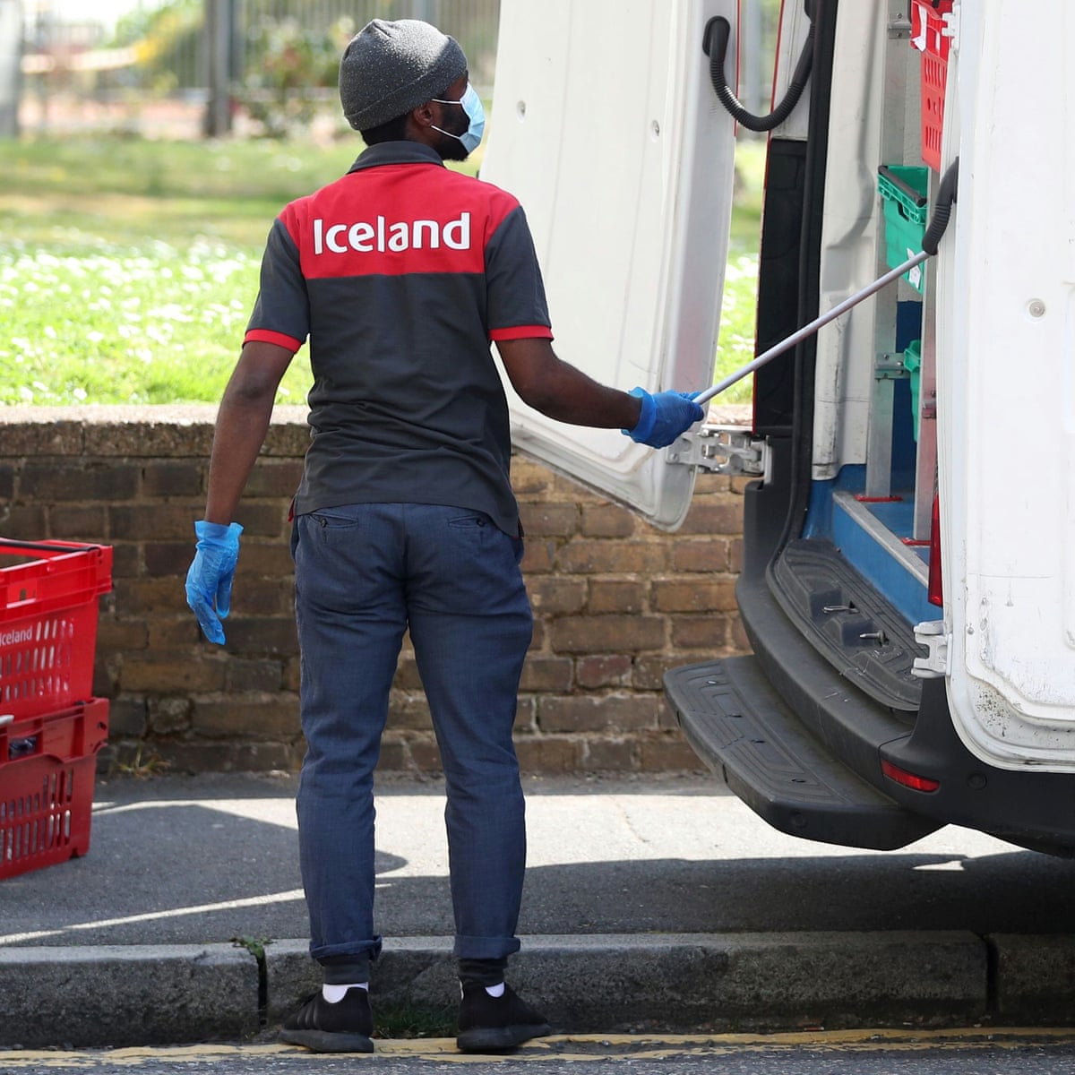 Iceland Creates 3 000 New Jobs To Cope With Online Grocery Demand Supermarkets The Guardian Iceland Creates 3 000 New Jobs To Cope With Online Grocery Demand Supermarkets The Guardian