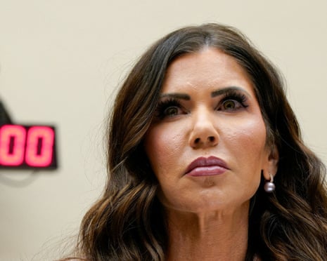 Президент Трамп и Кристи Ноэм