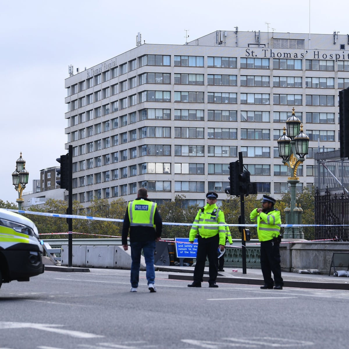 Police Called To Security Incident At St Thomas Hospital In London London The Guardian
