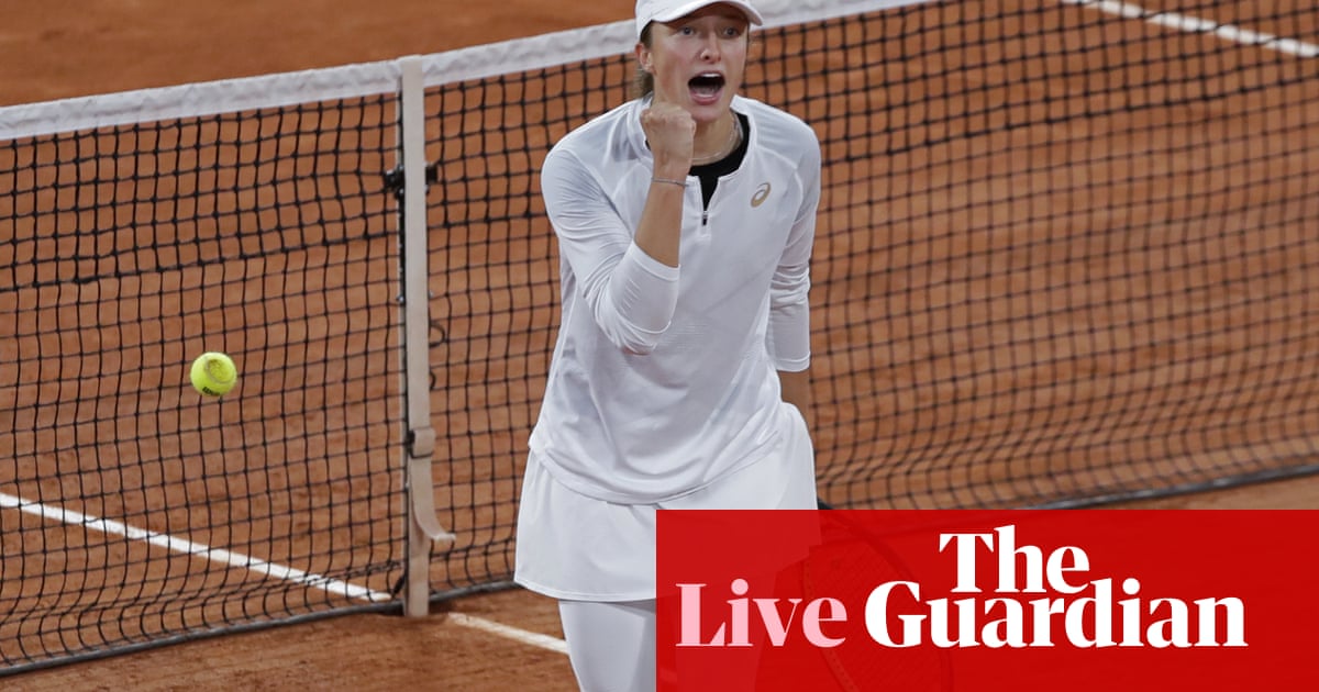 French Open semi-finals: Swiatek v Podoroska and Kenin v Kvitova – live!