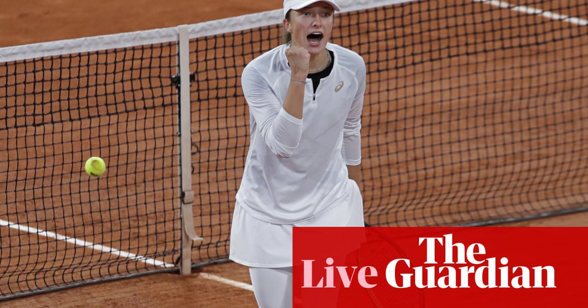 French Open semi-finals: Swiatek v Podoroska and Kenin v Kvitova – live!