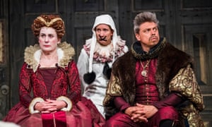 Helen Schlesinger, Bettrys Jones and James Garnon in Hamlet.