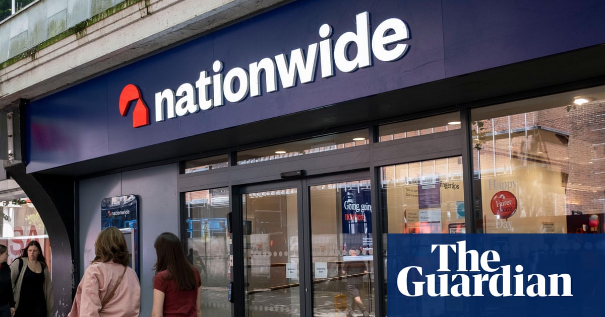 Nationwide chair first major British lender boss to publicly engage with Reform UK