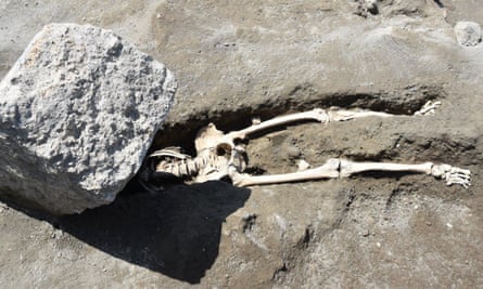 The first body found in the Regio V excavation.