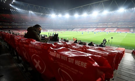 Arsenal’s Emirates Stadium will be welcoming back some 2,000 fans for their Europa League tie against Rapid Vienna.