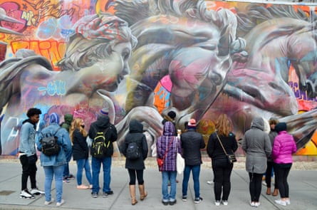 Leaf’s graffiti class in Manhattan, where he explained life as a modern artist.