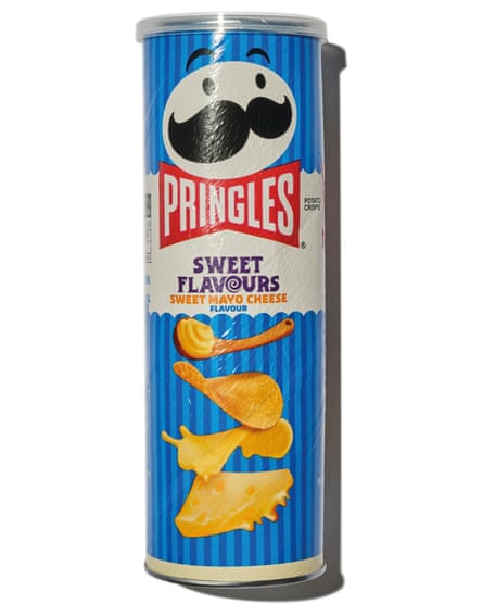 A tube of Sweet Mayo Cheese Pringles
