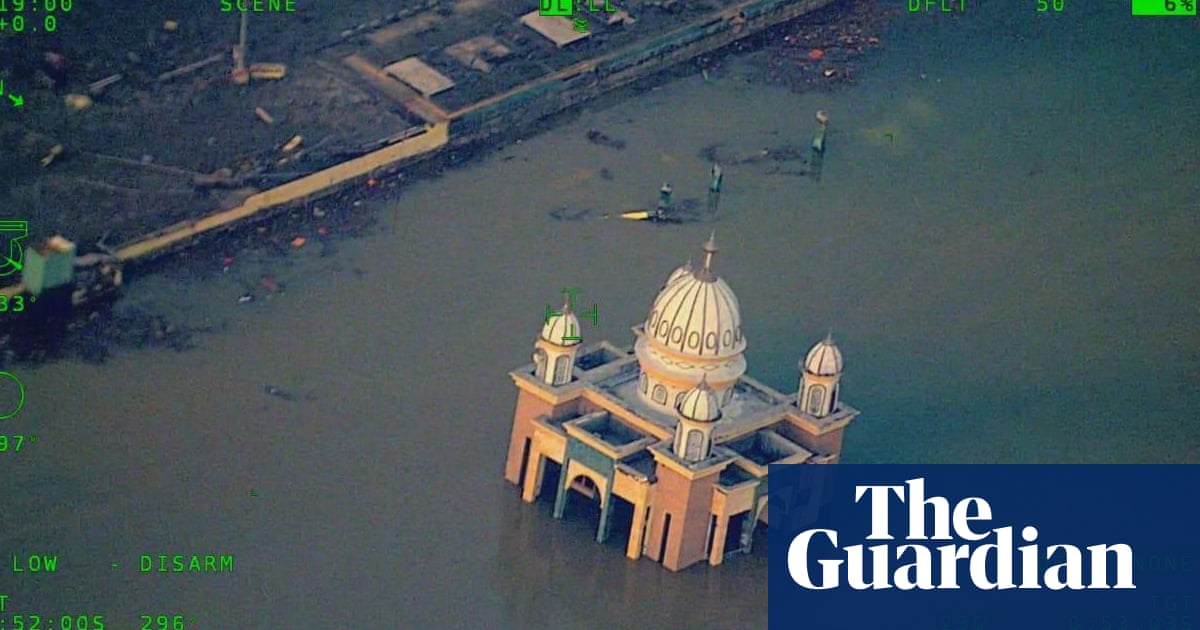 Indonesia S Geophysics Agency Under Fire For Lifting Tsunami