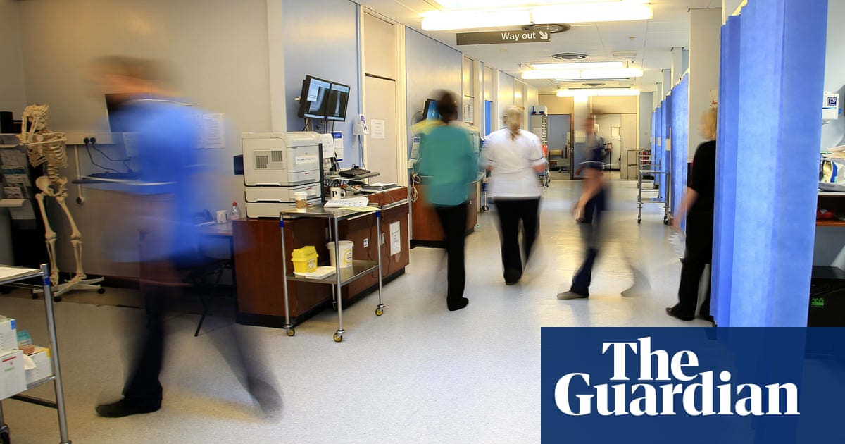 Shortfall of 50,000 doctors may overwhelm NHS in winter, BMA warns