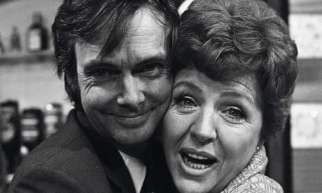 Reg Watson with the actor Noele Gordon on the set of Crossroads, 1970.