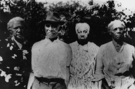 A 1938 Picture of 4 1926 founders, Quander Family reunion