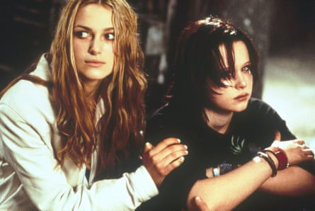 Knightley as Frankie with her hand on the shoulder of a sulky-looking Thora Birch as Liz.