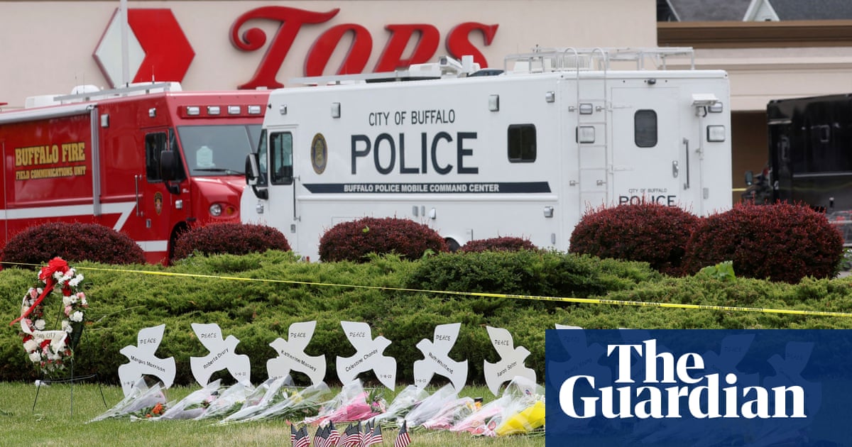 ‘She got mad’: 911 dispatcher allegedly hung up during Buffalo shooting call – The Guardian US