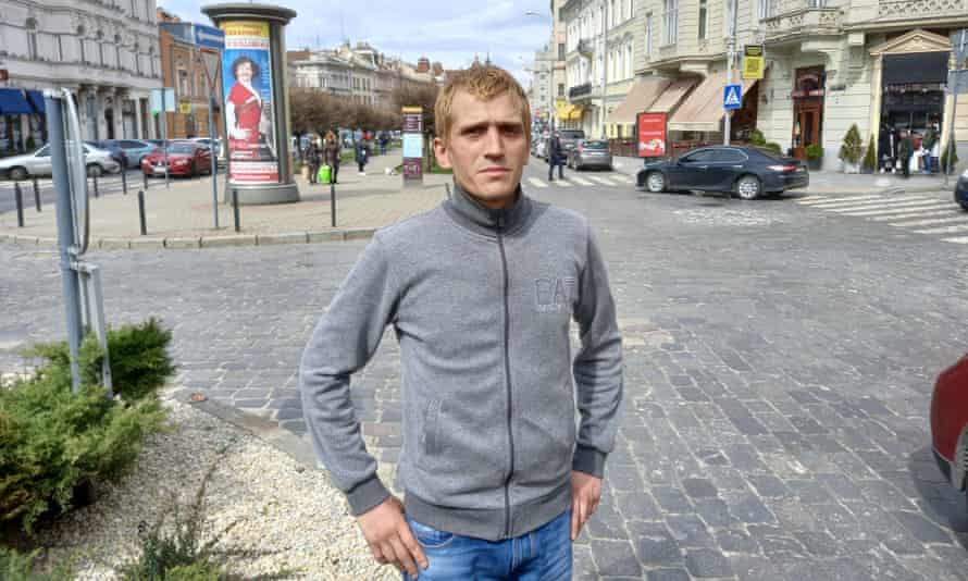 Dmitry Yurin escaped from Mariupol by swimming