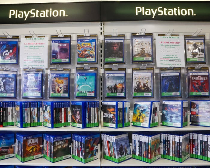 Sony will kill PlayStation games on discs in 2028 and offer digital downloads only