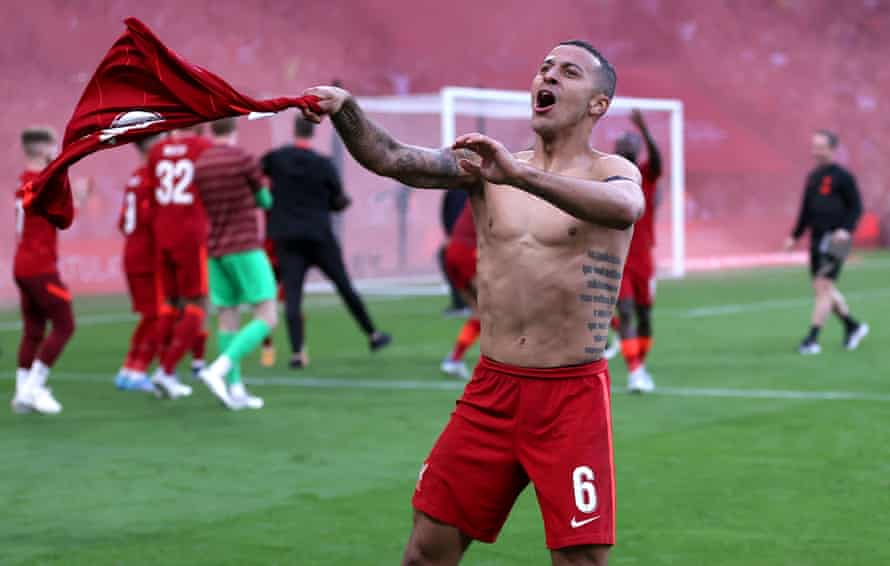 Thiago leads the celebrations after the FA Cup final