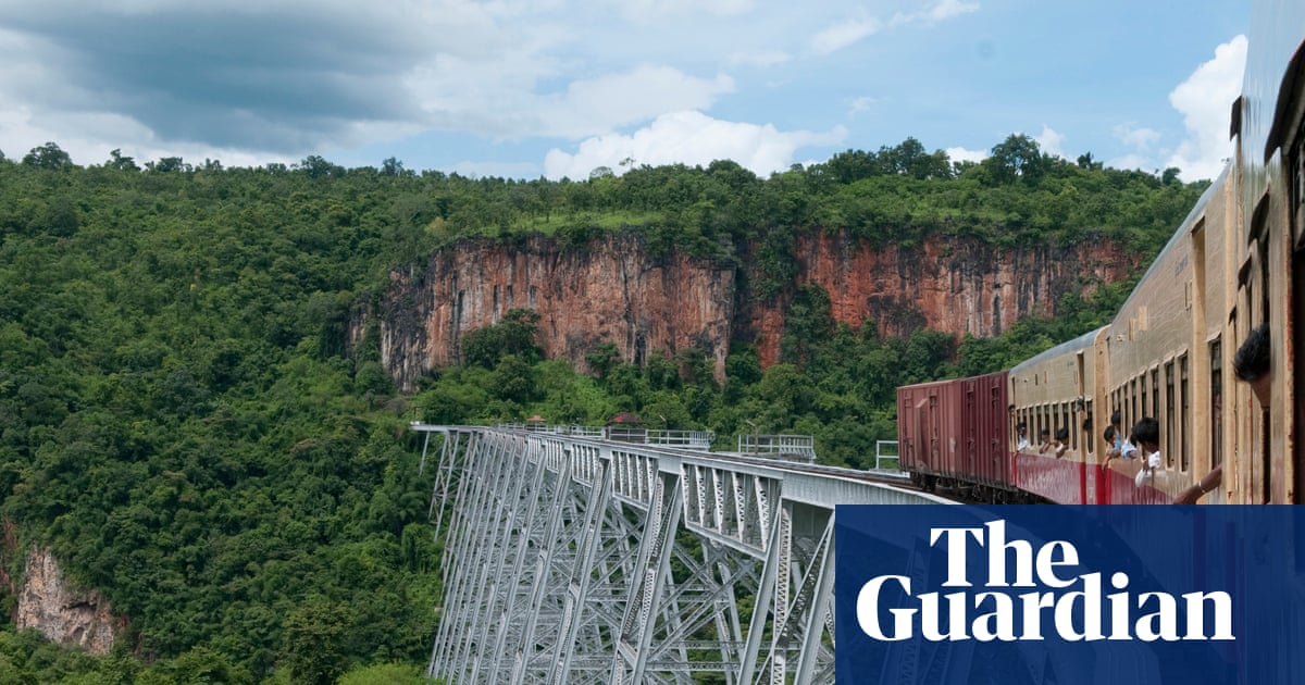 Historic Myanmar bridge destroyed in fighting