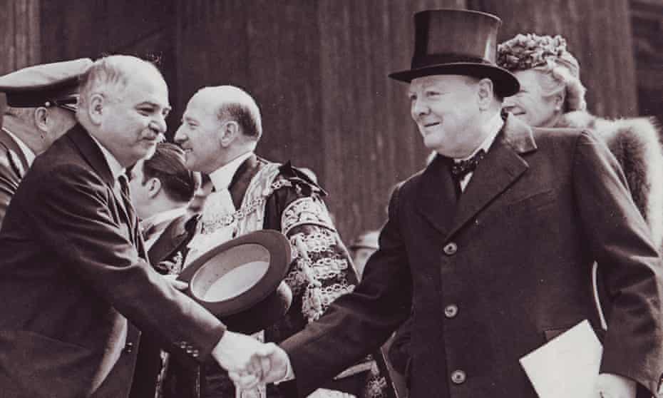 Ivan Maisky (left) with Winston Churchill