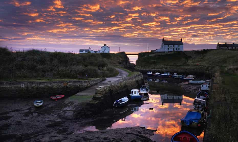 Seaton Sluice harbour