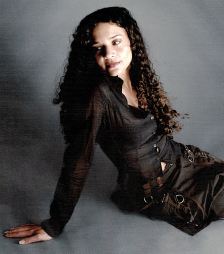 Erika de Casier.