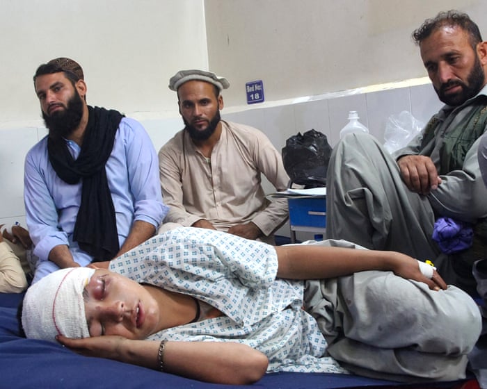 Magnitude 6 earthquake in eastern Afghanistan leaves at least 800 dead | First Thing