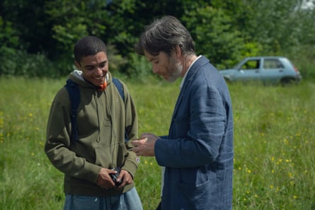 Jay Lycurgo and Cillian Murphy in Steve.