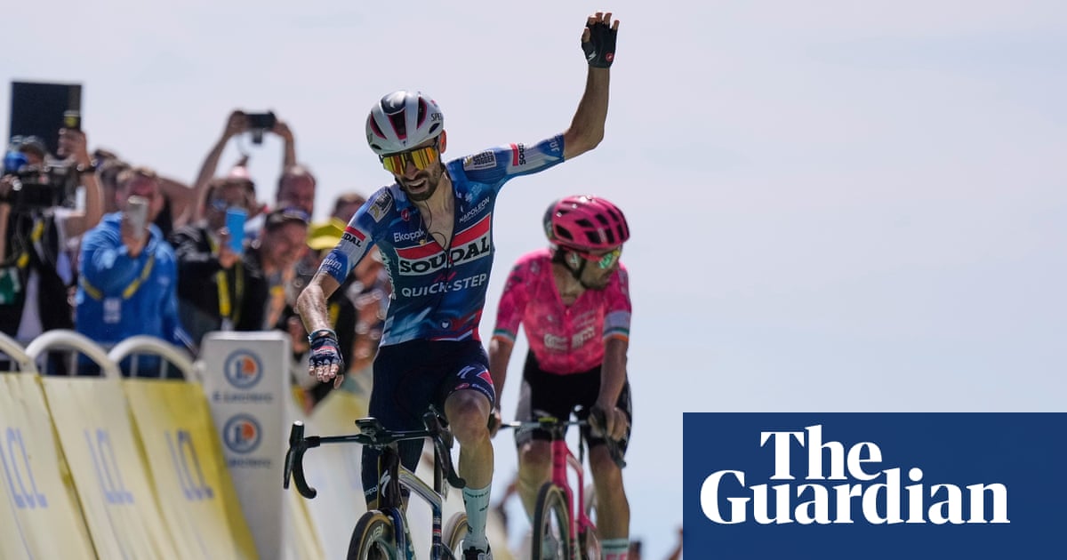 Tour de France: Paret-Peintre stays ice-cool on Mont Ventoux for famous win