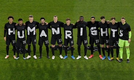 Los jugadores alemanes expresaron sus sentimientos de cara al clasificatorio mundialista contra Islandia.