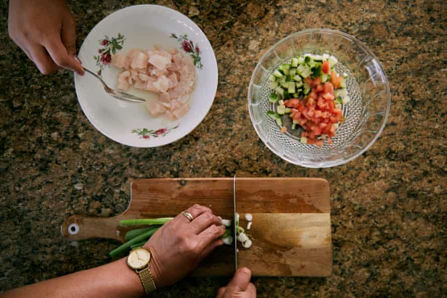 Fresh white fish fillet is cleaned, cut into bite-size pieces then briefly marinated in fresh lemon juice. It’s combined with finely diced vegetables – spring onion, cucumber, tomato and capsicum