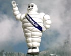 If all car tyres were filled with CO2, would this cut atmospheric carbon significantly?